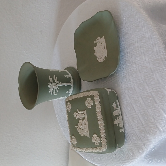 Wedgewood  trinket box decorative piece decorations - Picture 9 of 9